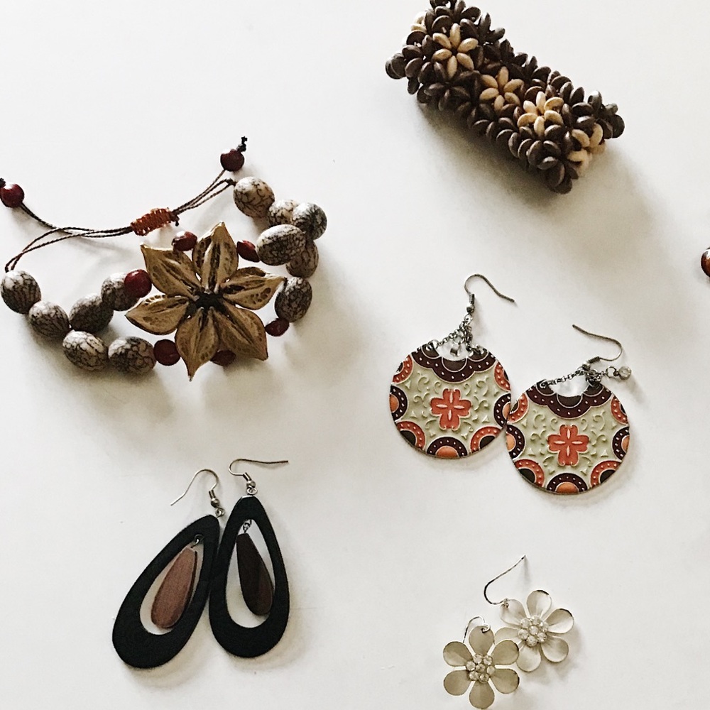 Jewelery Bundle! - Picture 2 of 5